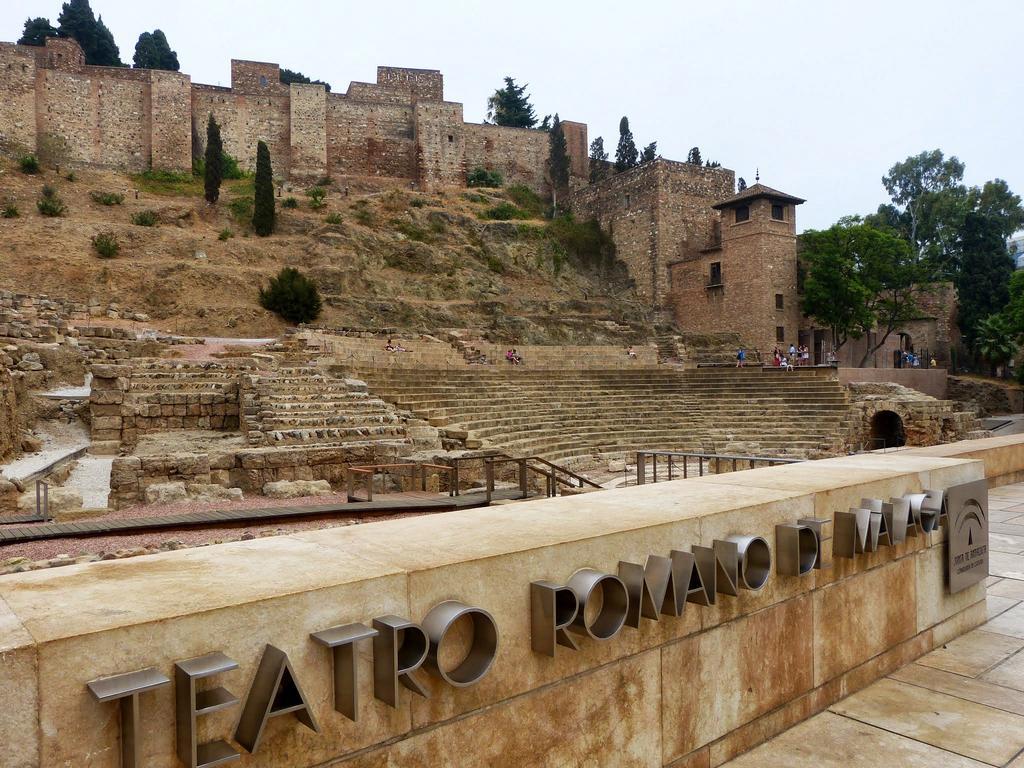 Appartamento Teatro Cervantes SigloXXI Málaga Esterno foto